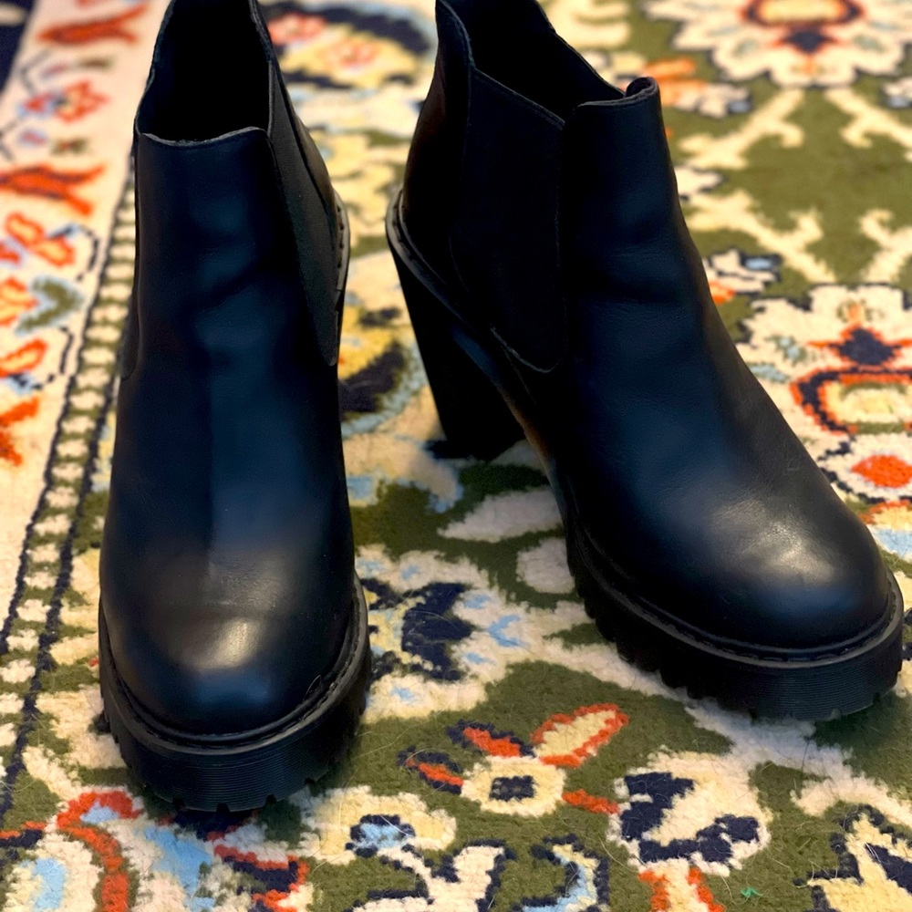 Dr Martens Hurston Boots